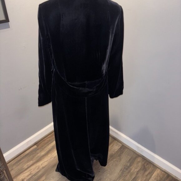 VTG Black Velvet Duster Coat Rhinestone Buttons Long 60's Luxury Romantic Sz S - Picture 3 of 14